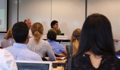 Conference on Current Issues in Armed Conflict: the public listens to a panelists