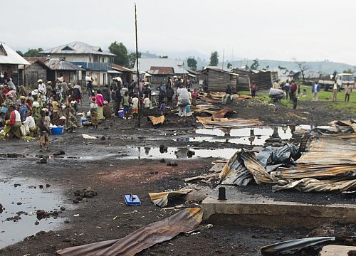 Democratic Republic of the Congo, North Kivu province, Kitchanga downtown. The insanitary conditions next to the market worsen the situation of the residents affected by the recent violence.