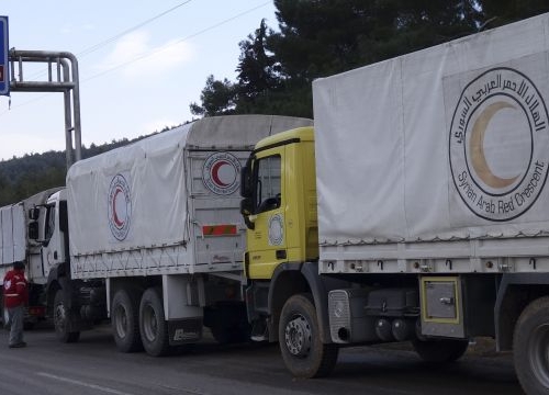 2016, Rural Damascus, Zabadani way. A joint ICRC, UN, Syrian Arab Red Crescent aid convoy en route to Madaya.