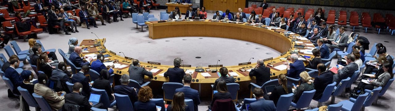 A wide view of the Security Council meeting on peace and security in Africa, with a focus on countering terrorism and extremism in Africa.