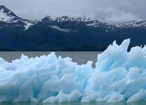 The remainings of an iceberg