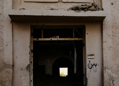 A ruined old home in Shingal (Singar) following war with the Islamic State