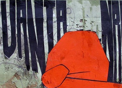 Drawing on a wall of a Guantanamo's prisoner