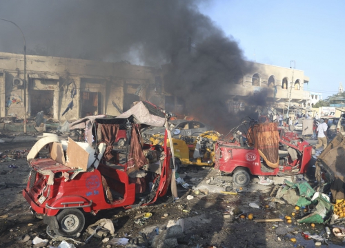 Somalia, explosion of a bomb in the Mogadishu's market place.