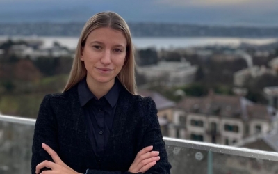 Portrait of Tijana Kukanjac at the top of thre Grand Morillon student residence