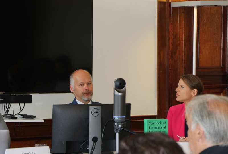 Professor Bartolini and Gaggioli at the meeting on sea level rise and international law